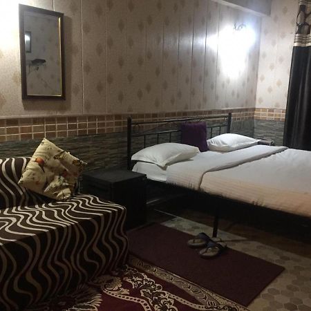 Hotel O Hya'S Homestay Dehradún Kültér fotó