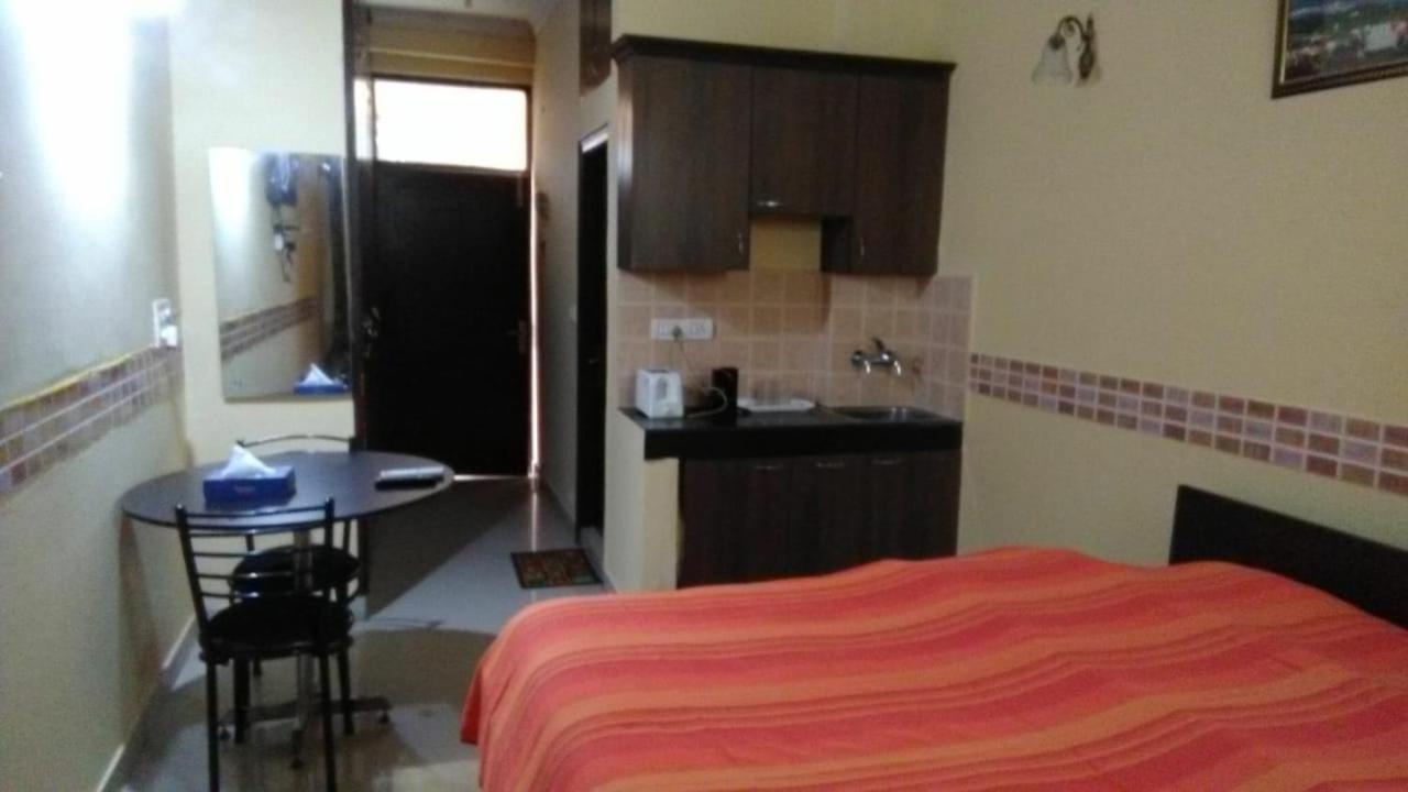 Hotel O Hya'S Homestay Dehradún Kültér fotó