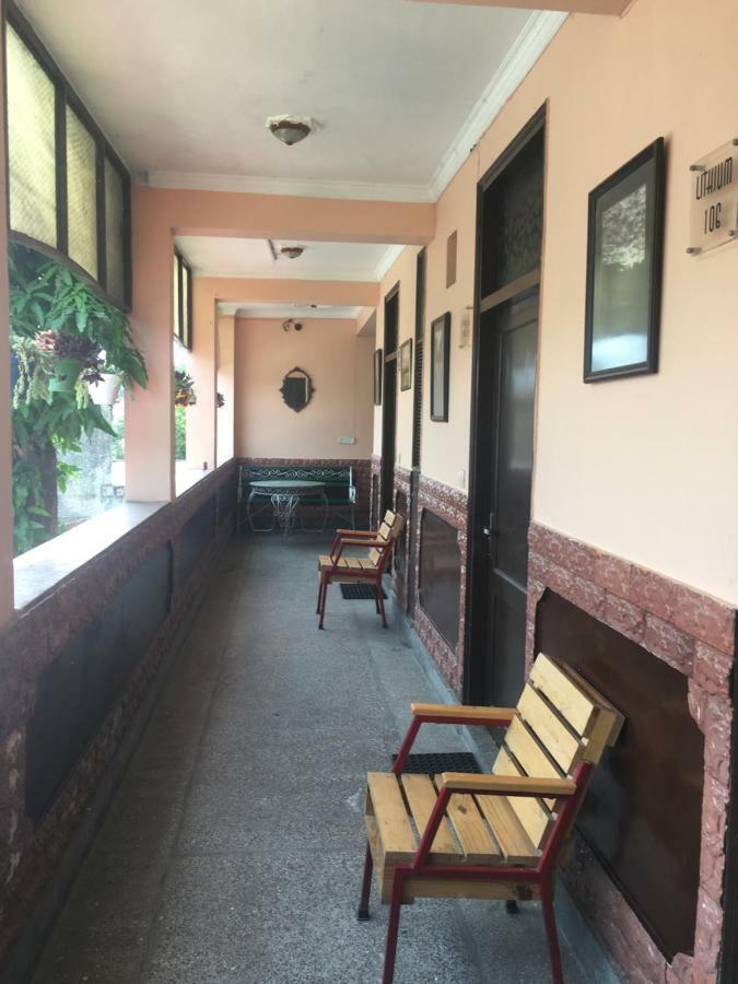 Hotel O Hya'S Homestay Dehradún Kültér fotó